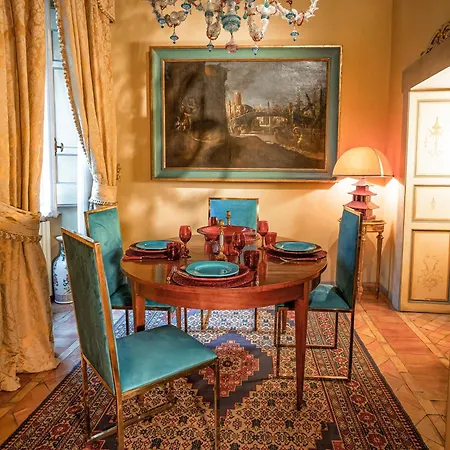 Apartment Baroque Palazzo With Original Old Master Painting, Near Piazza Navona *